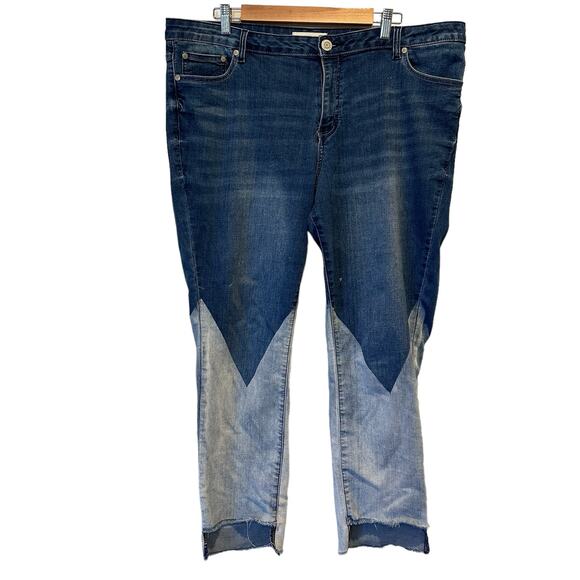 Eloquii Two Tone Raw Step Up Hem Jeans - Picture 2 of 9